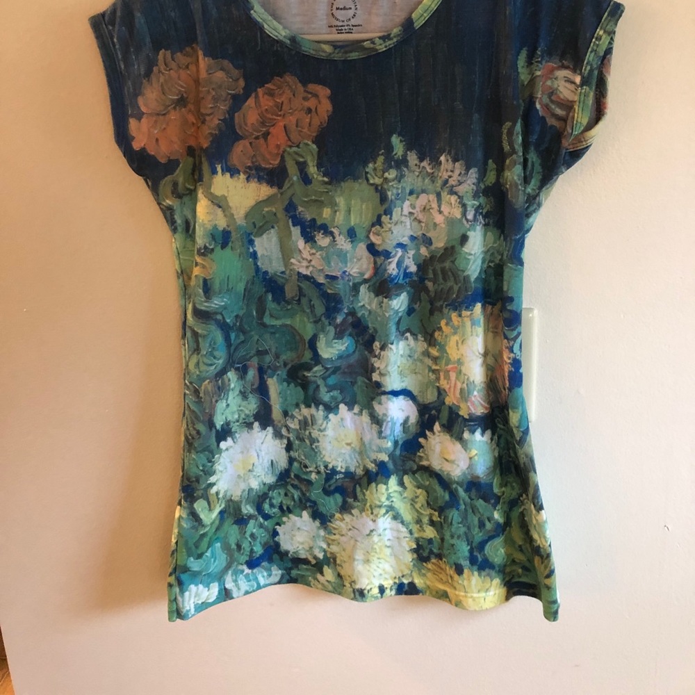 WOMENS TOP